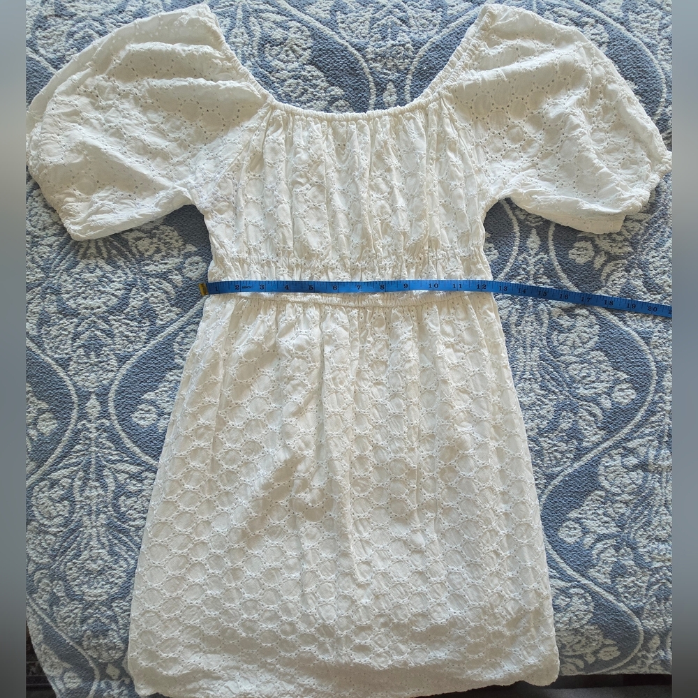 Sim & Sam White Eyelet Puff-Sleeve Woman Dress
